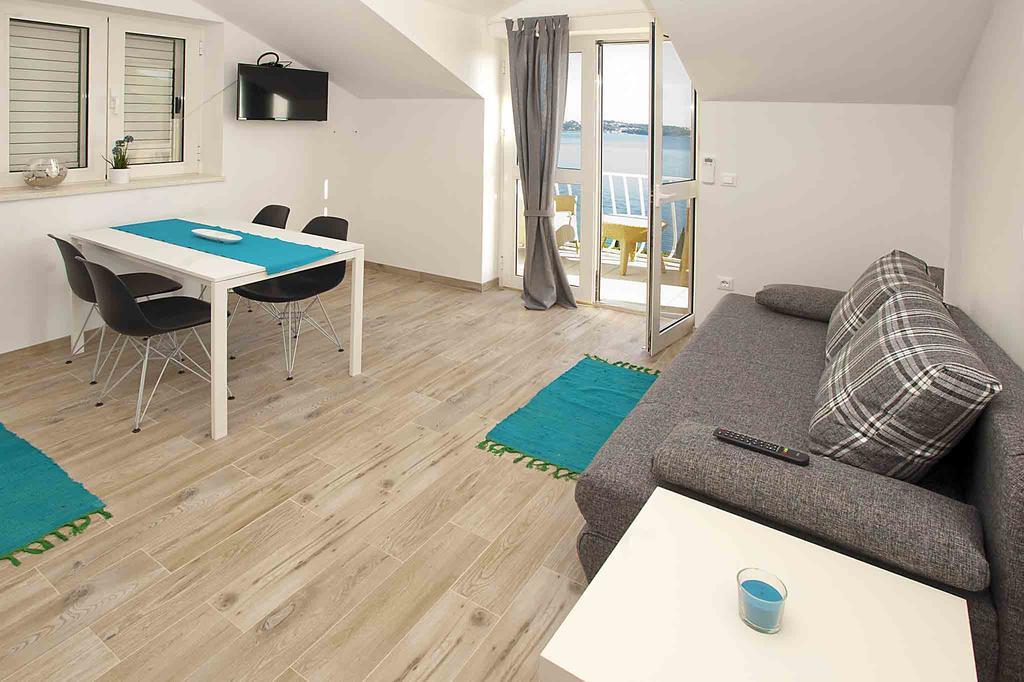 Apartments Blue Horizon Млини Екстер'єр фото