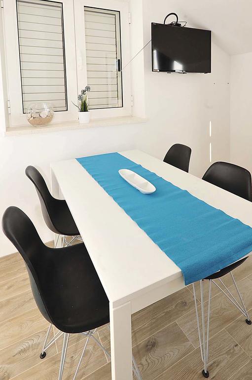 Apartments Blue Horizon Млини Екстер'єр фото