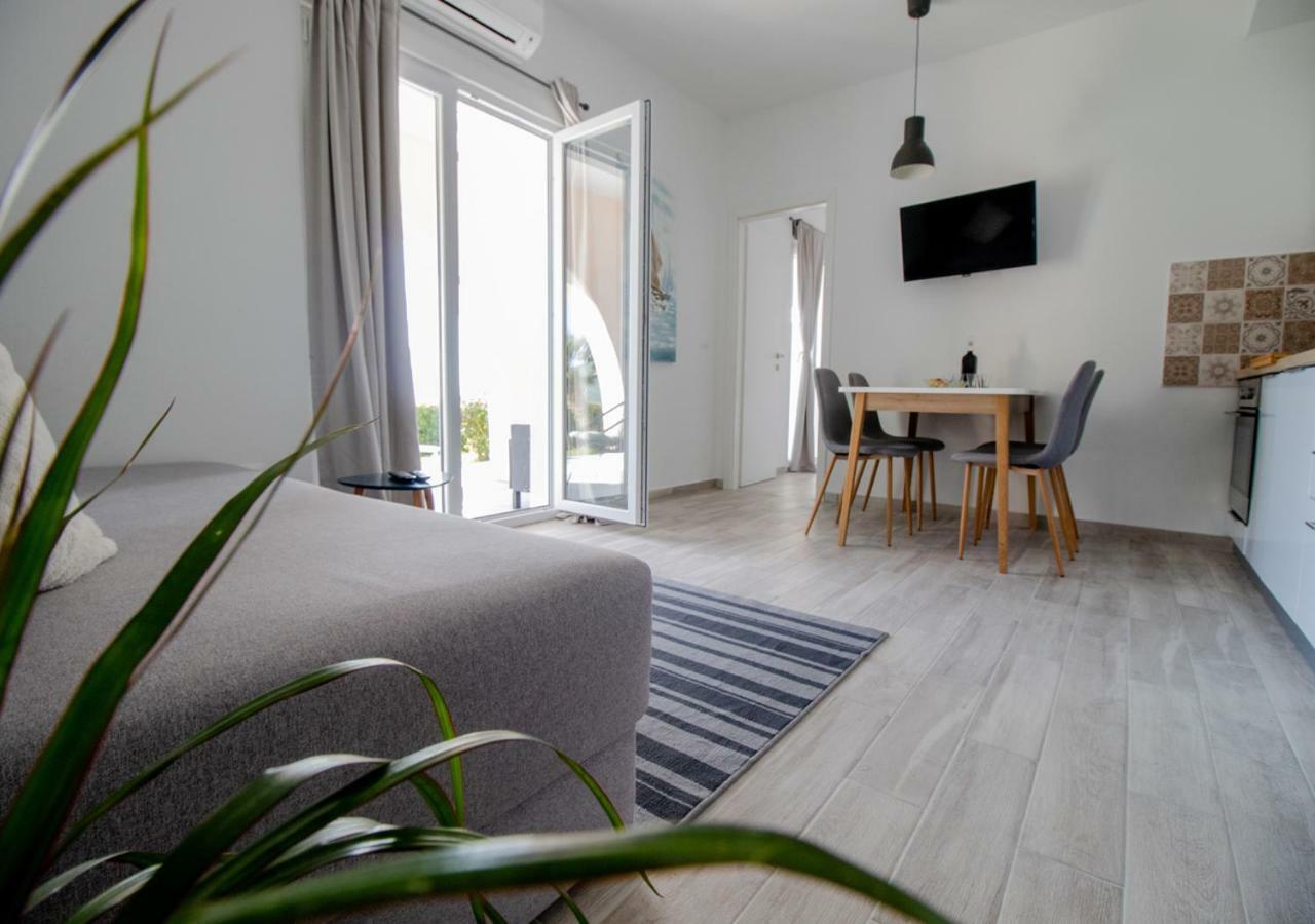 Apartments Blue Horizon Млини Екстер'єр фото