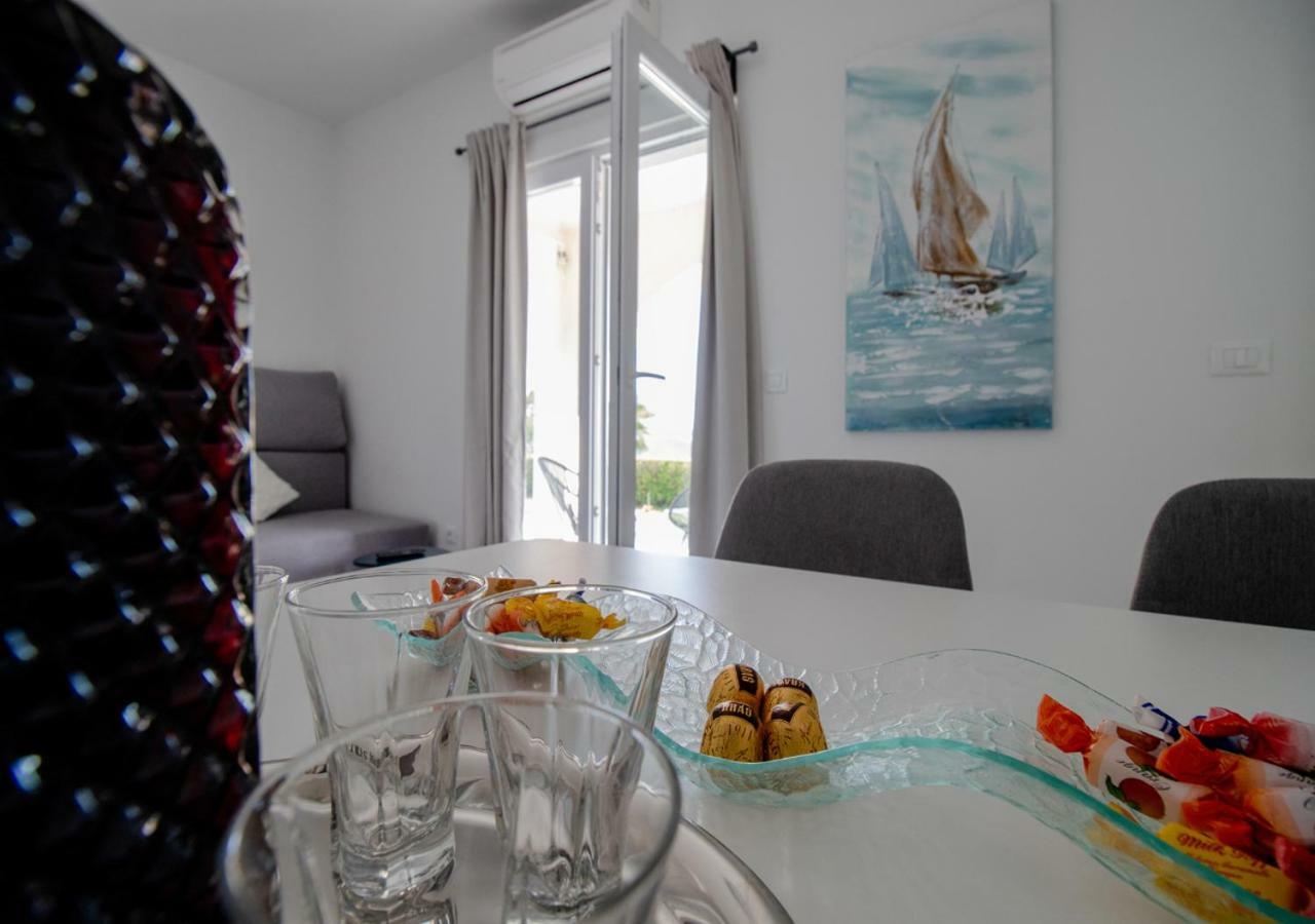 Apartments Blue Horizon Млини Екстер'єр фото